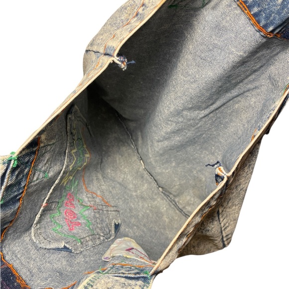 Vintage 1980s 20" Acid Wash Denim Tote Bag with Patches Velcro closing - Picture 4 of 5